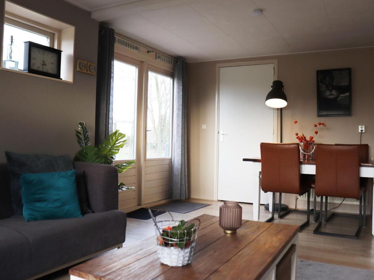 Fine Holiday Home In Donkerbroek Kültér fotó