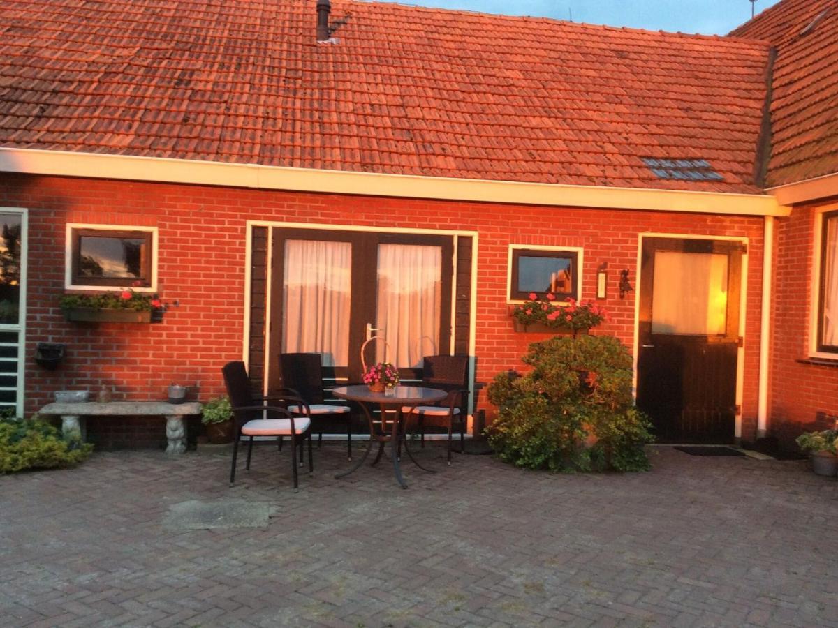 Fine Holiday Home In Donkerbroek Kültér fotó